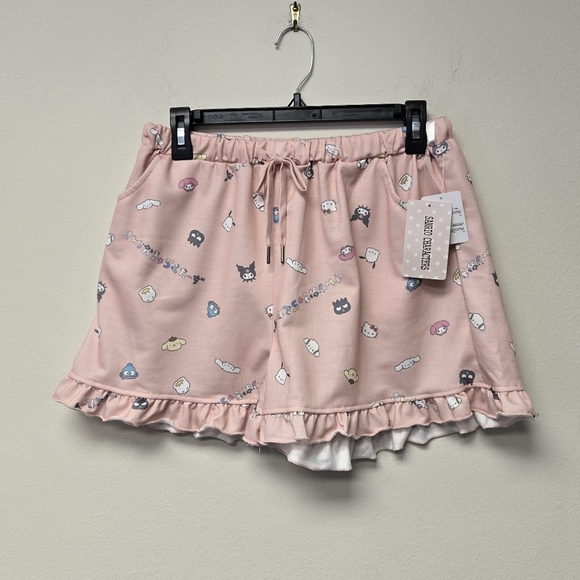 Sanrio Pants - Sanrio Character Ruffle Trim Shorts Pink L